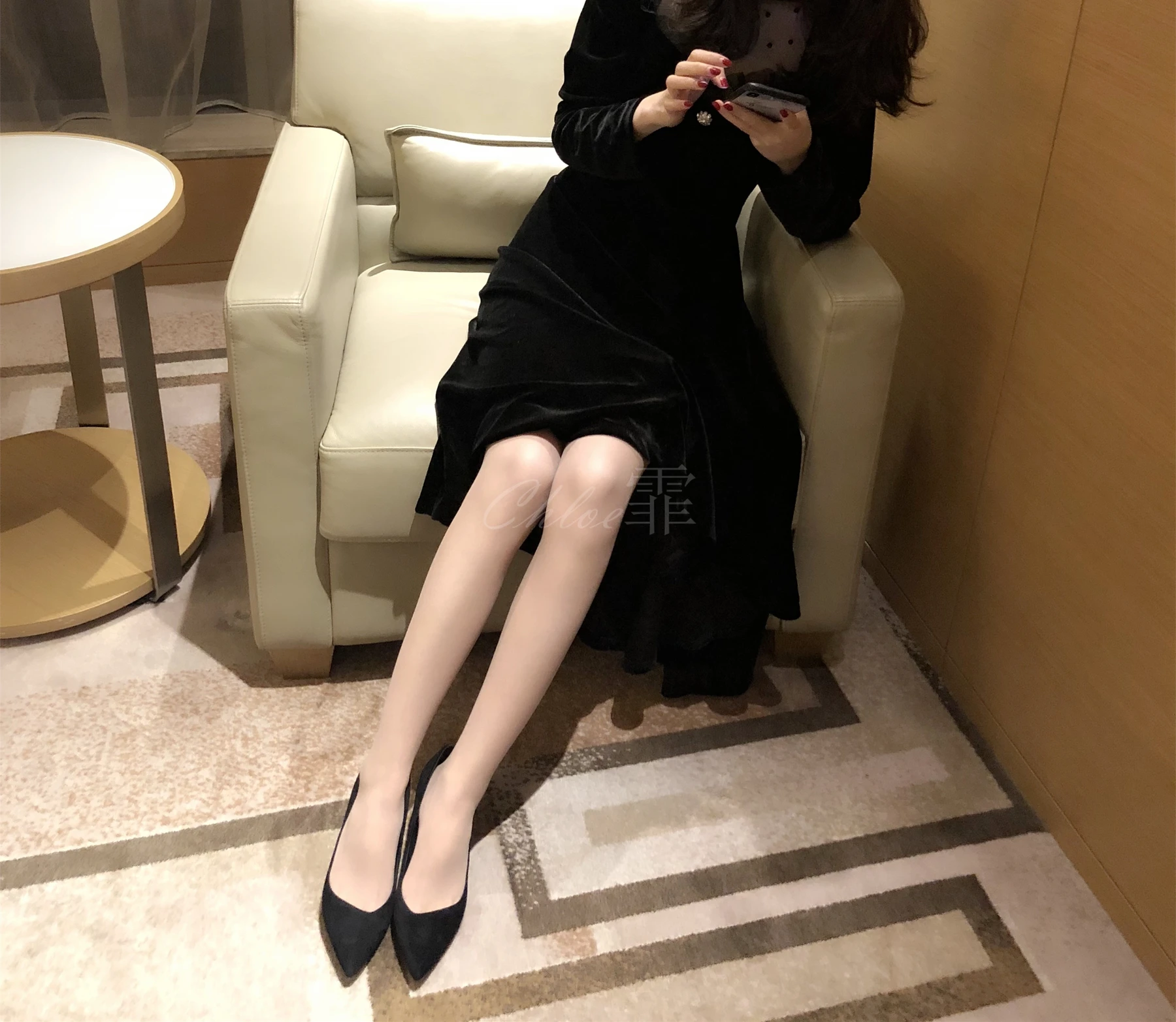 NO.011 朗豪酒店气质知性蕾丝连衣裙肉s黑高跟 - 1预览