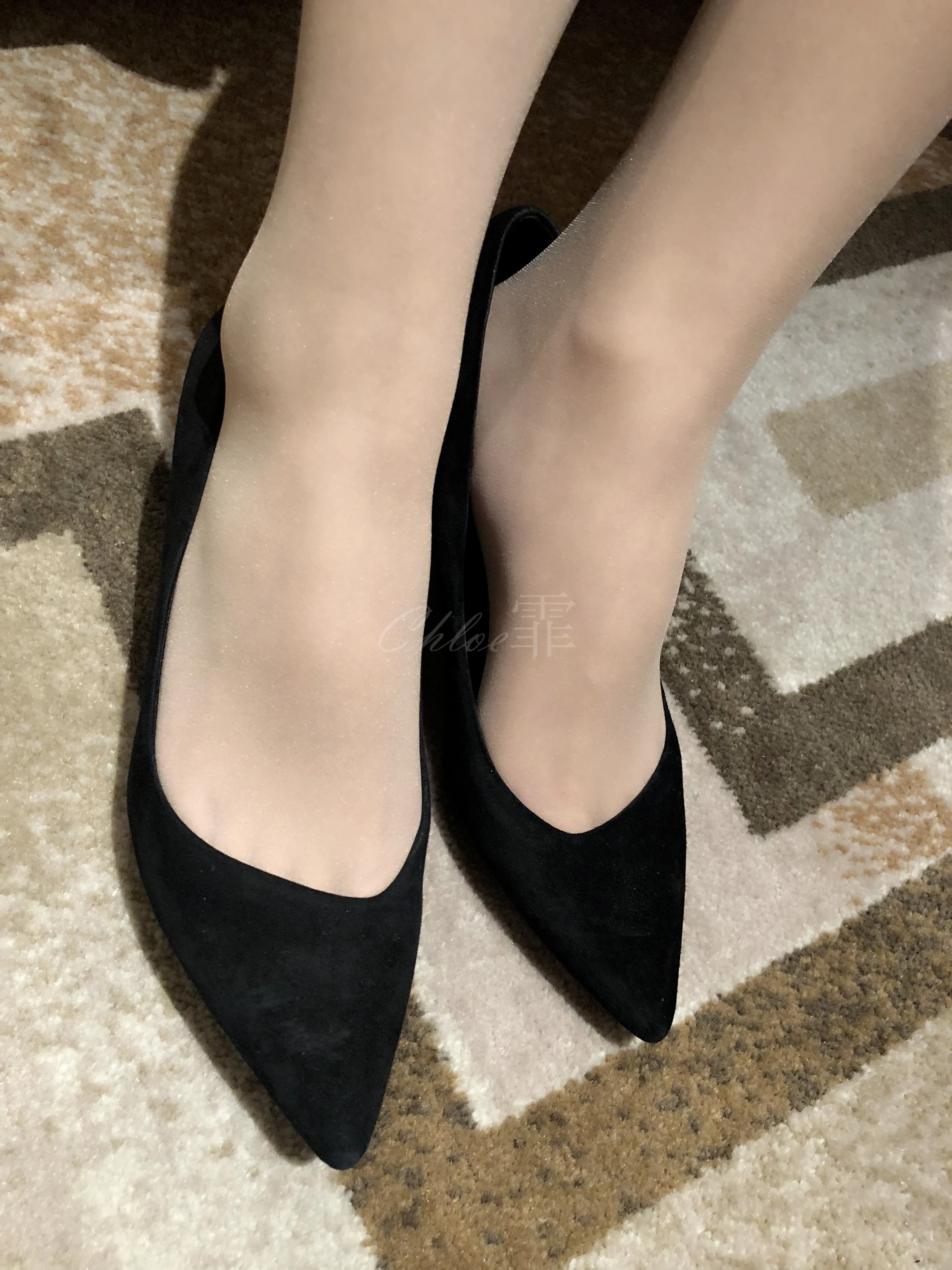NO.011 朗豪酒店气质知性蕾丝连衣裙肉s黑高跟 - 3预览