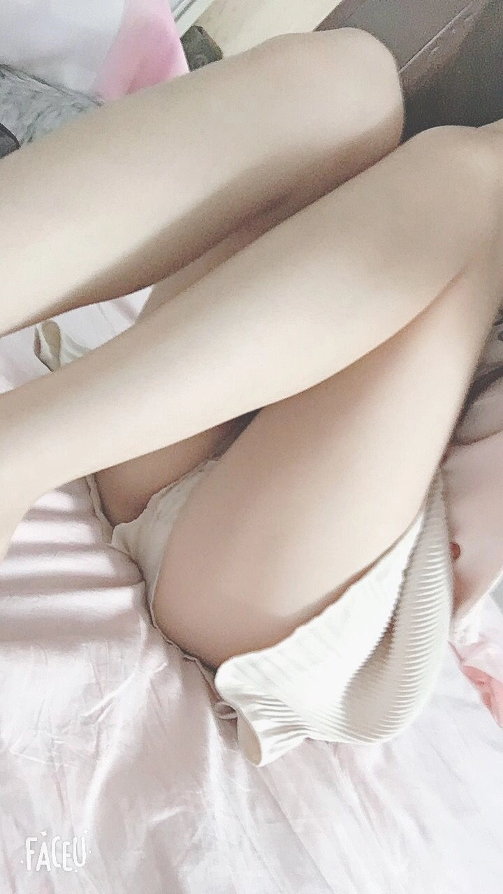 NO.011 足控福利自拍 - 1预览