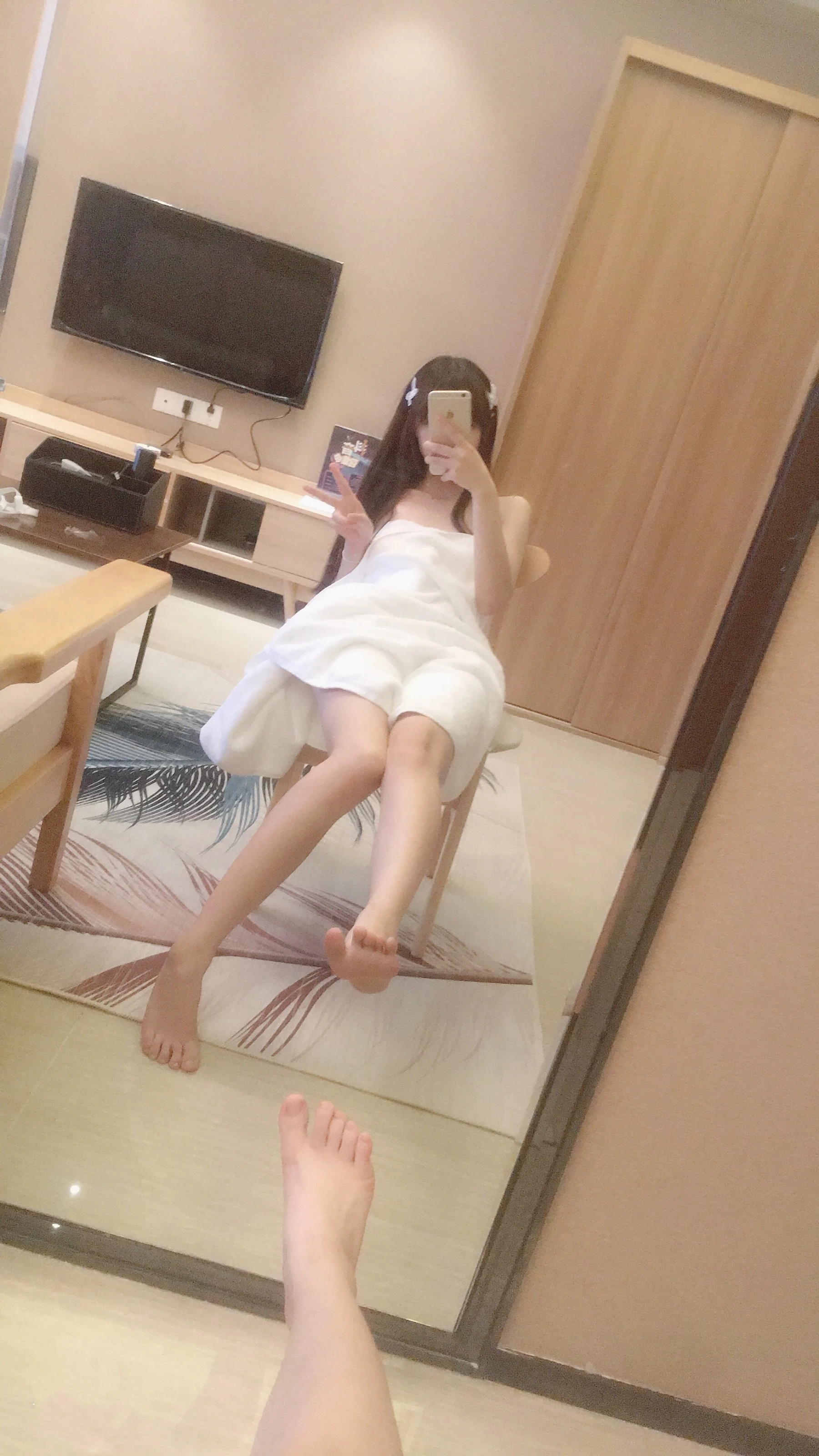 NO.007 干物妹加浴巾自拍 - 3预览