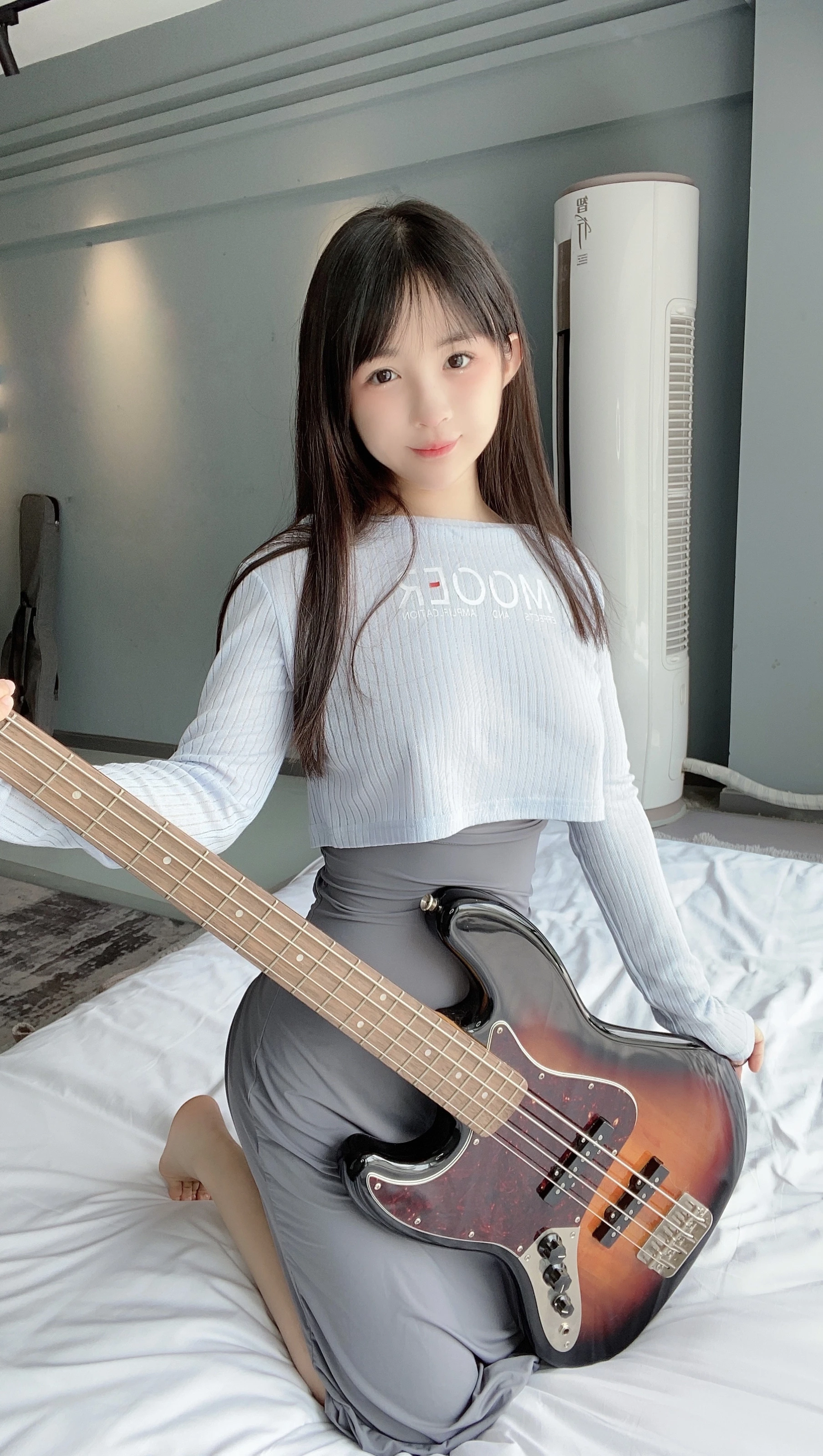 NO.033 吉他妹妹 - 3预览