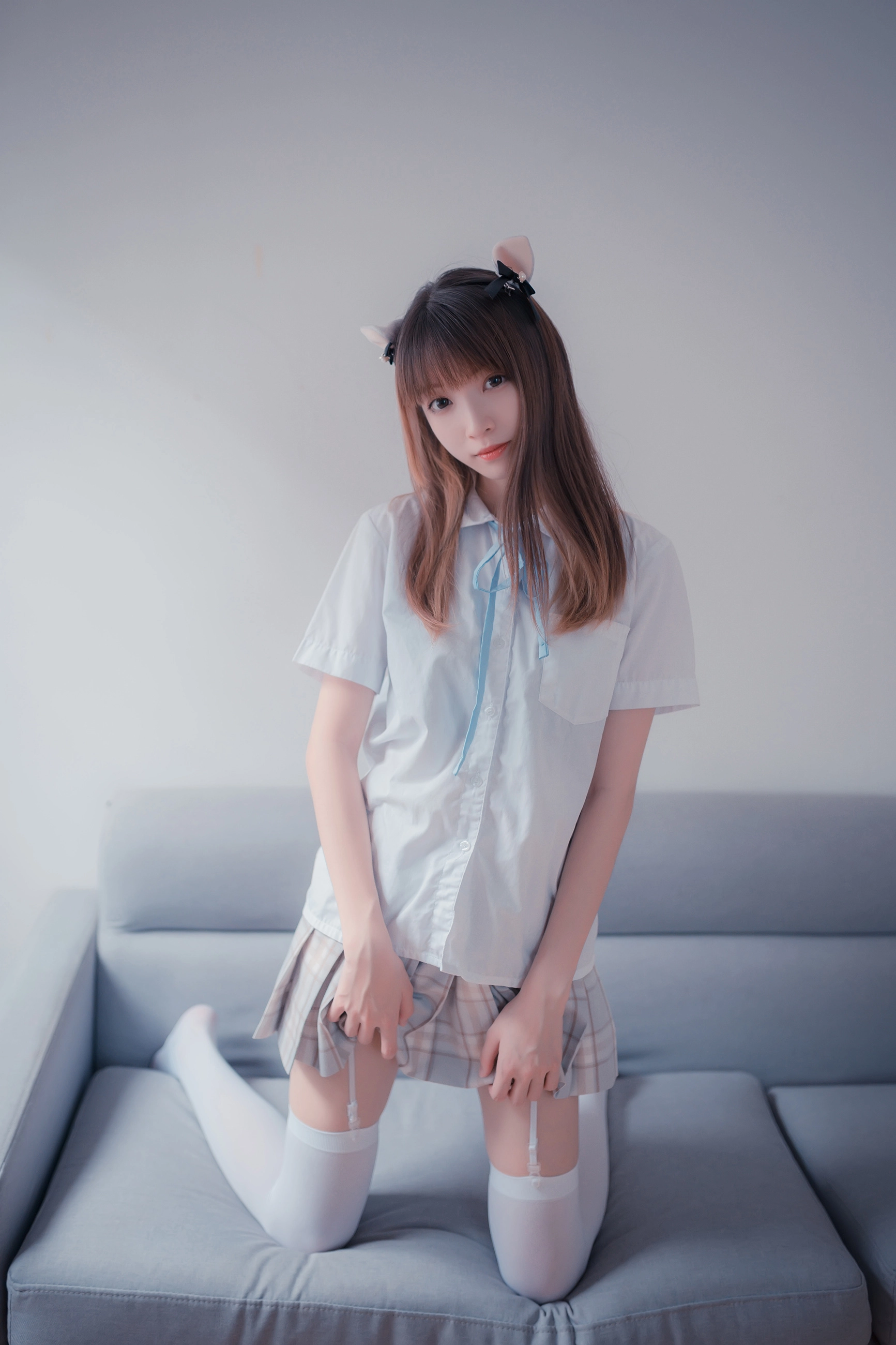 NO.048 沙发上的jk少女 - 3预览