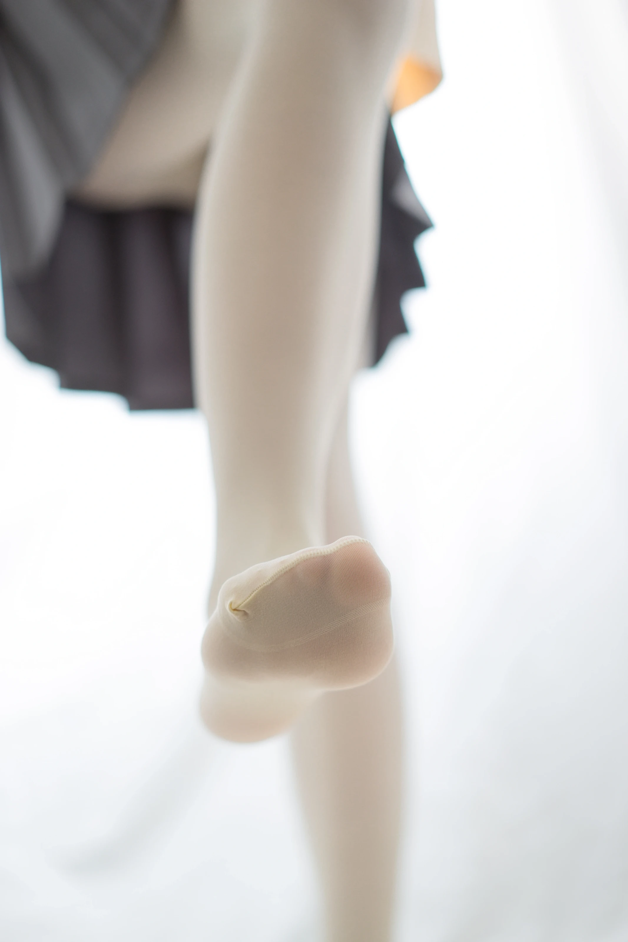 NO.026 喵写真 VOL.017 眼镜学妹丝足 - 2预览