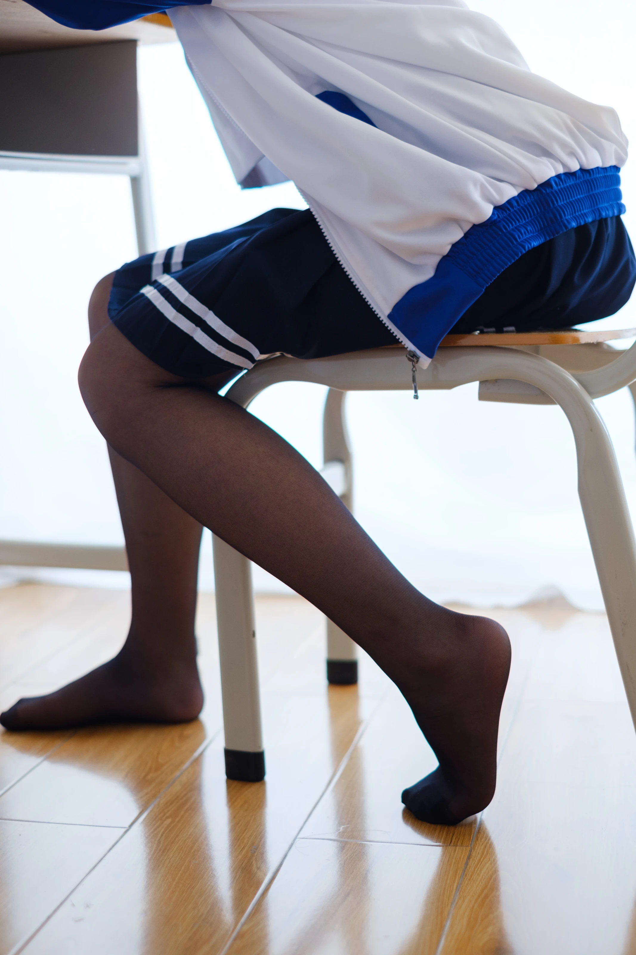 NO.004 喵写真 PR15 004 校服黑丝 - 2预览