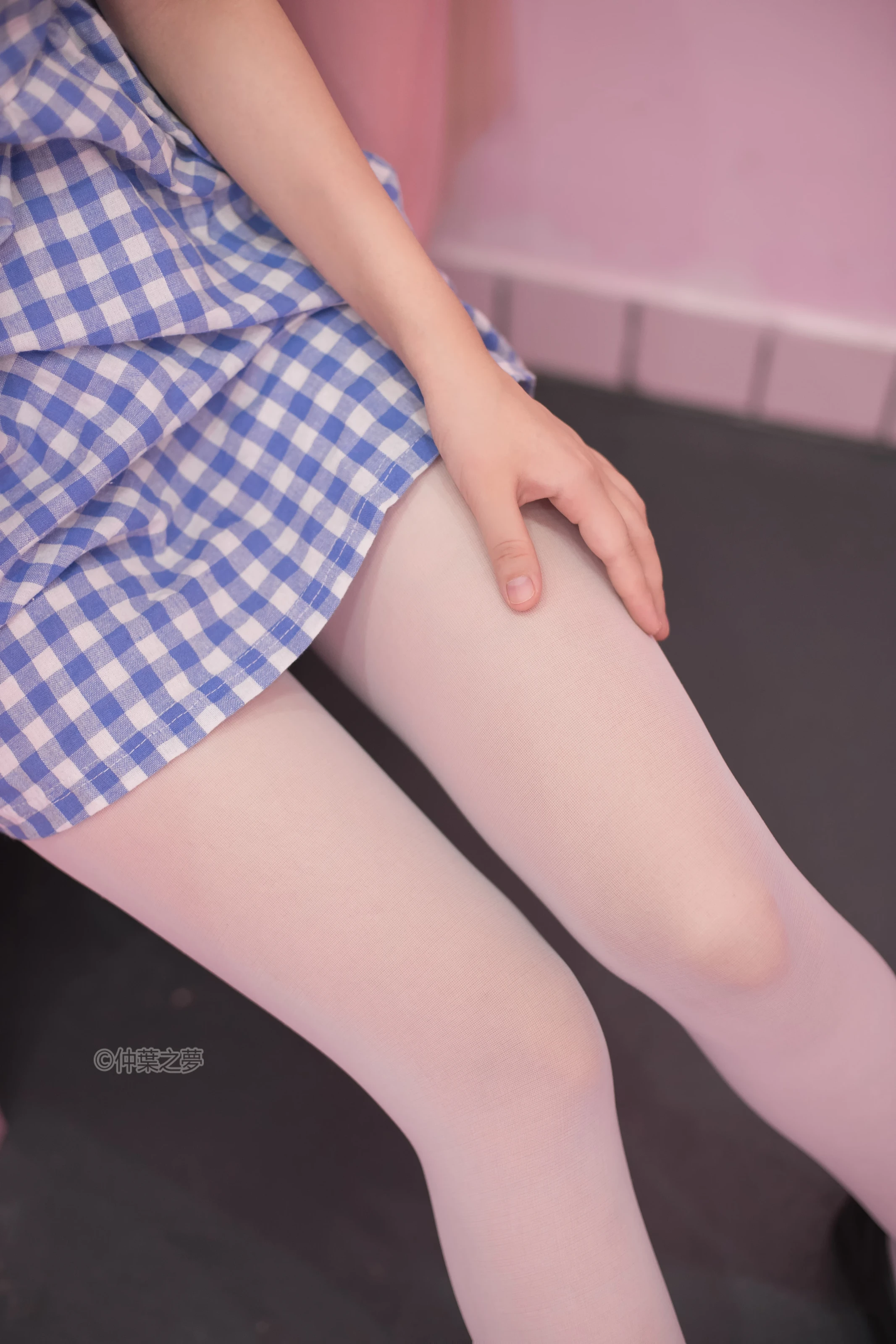 NO.032 轻兰映画_SPL.010 蓝白格子连衣裙 - 2预览