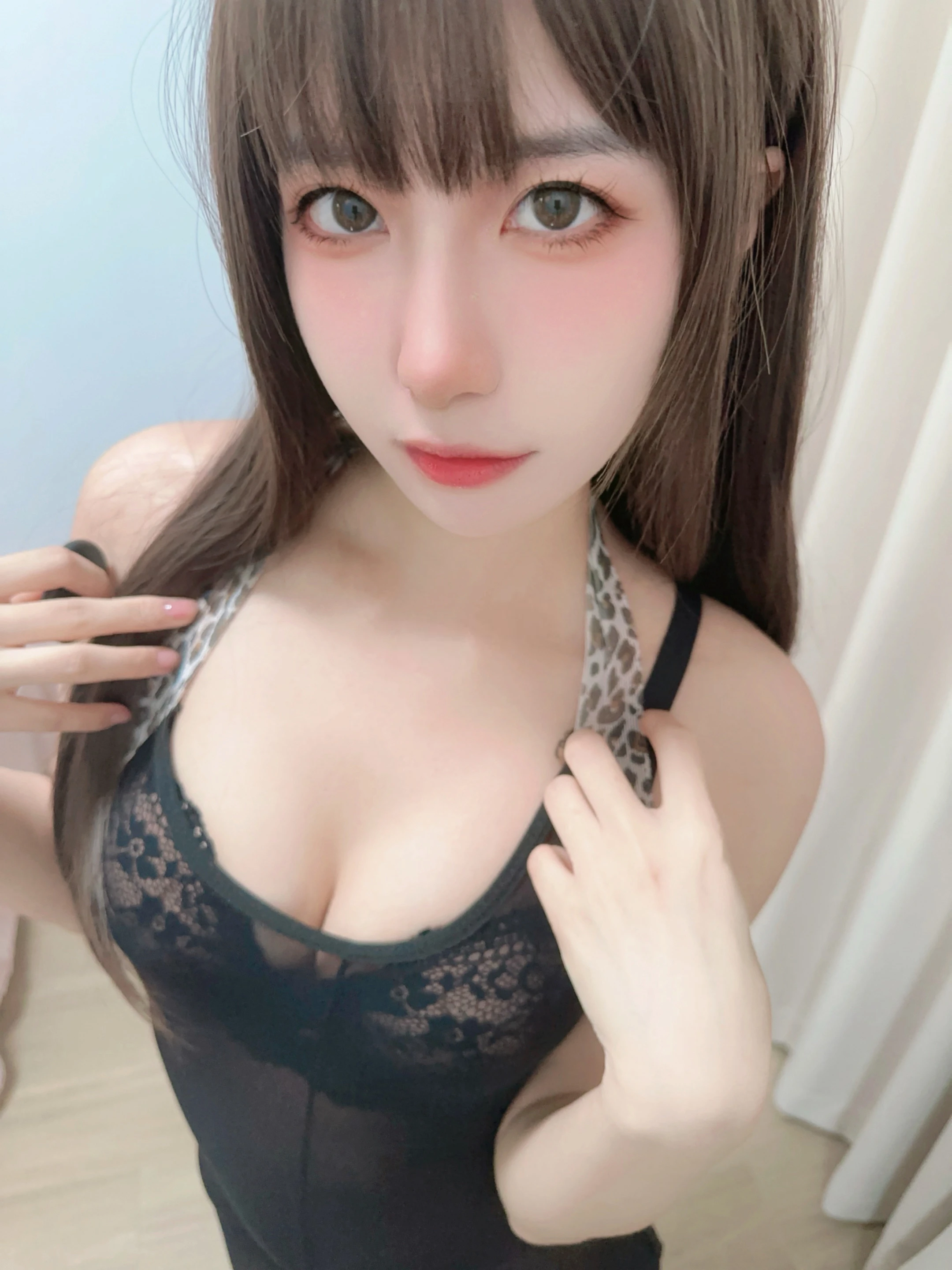 NO.195 黑丝一线天 - 3预览